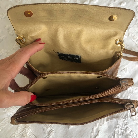 Due Fratelli ran cognac embossed leather crossbody bag purse - Picture 10 of 13